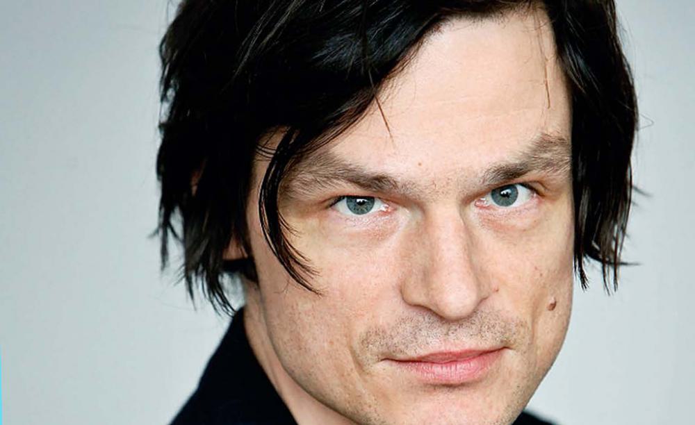 OLIVER MÖLLER | SCHAUSPIELER DURCH UND DURCH