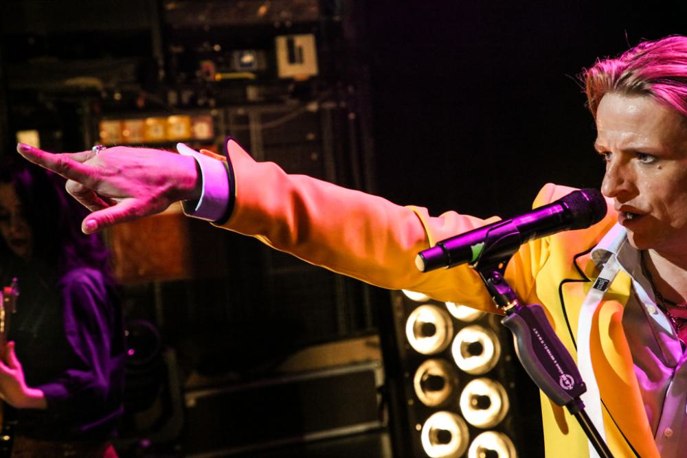 ALEXANDER SCHEER BRINGT DAVID BOWIE ZURÜCK NACH BOCHUM | „SO SCHÖN WIE IN BOCHUM WAR’S NIE WIEDER!“